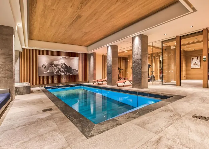 Chalet Rock And Stars *