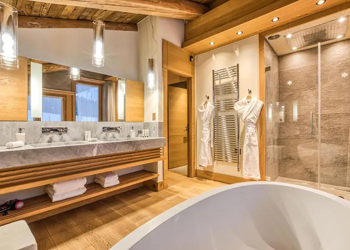 Chalet Rock And Stars *